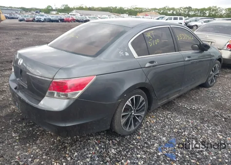 2010 Honda Accord 2.4 Lx из США, поврежденный, VIN 1HGCP2F3XAA041660
